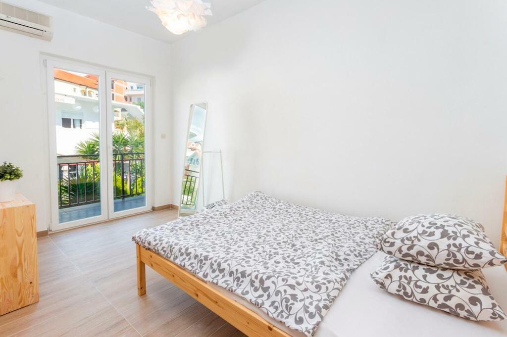 Guesthouse Dvoshko Хвар Екстериор снимка
